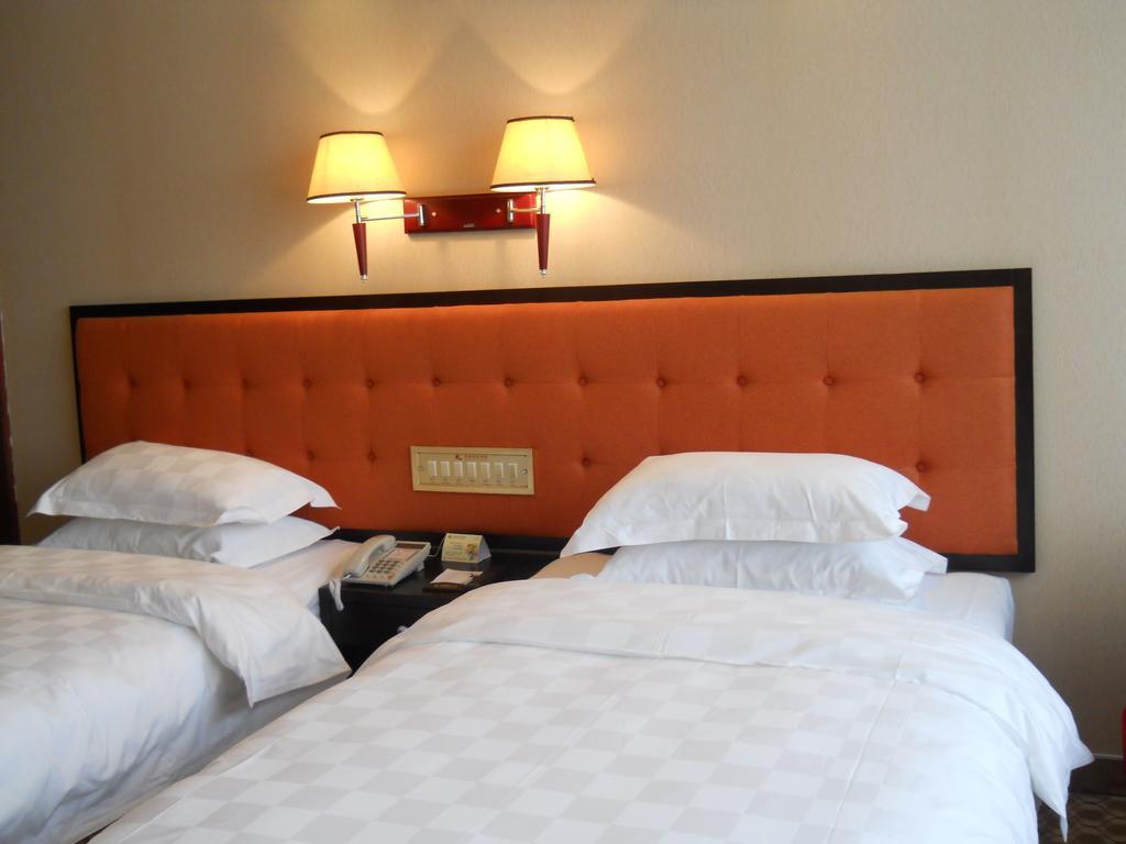 Yijing Holiday Hotel Yimeng Road Linyi  Pokój zdjęcie