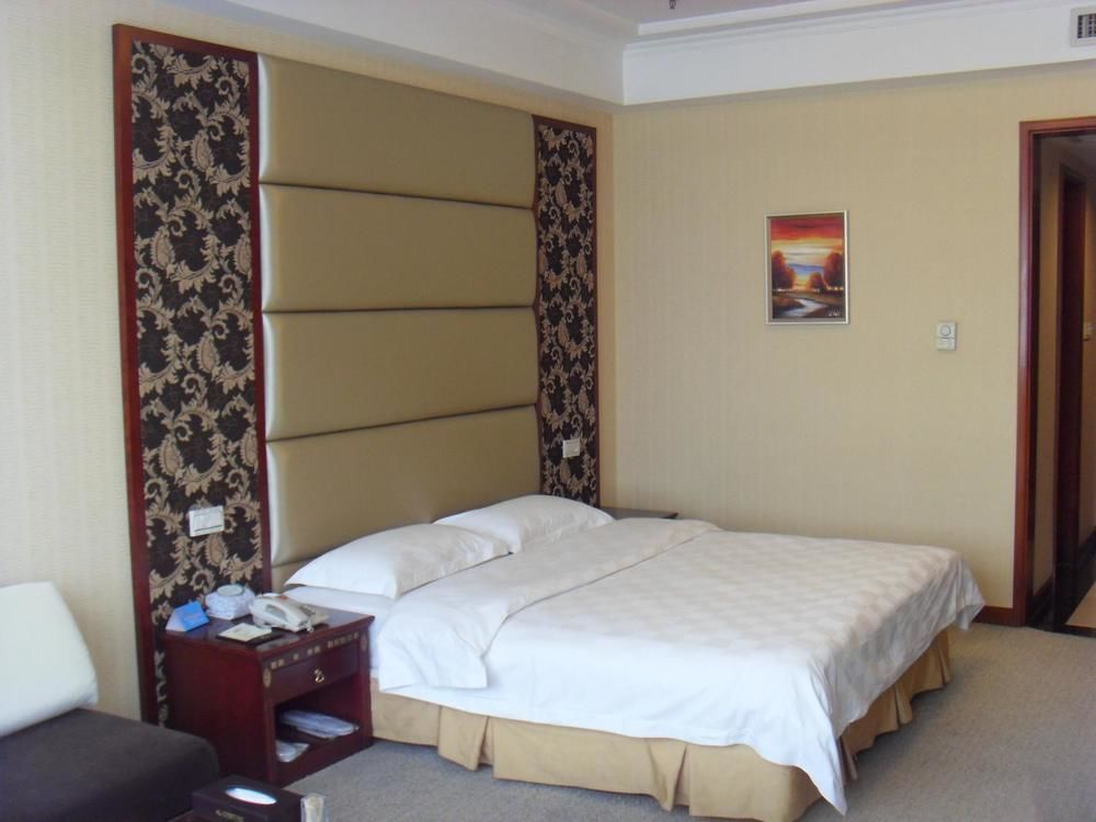 Yijing Holiday Hotel Yimeng Road Linyi  Zewnętrze zdjęcie