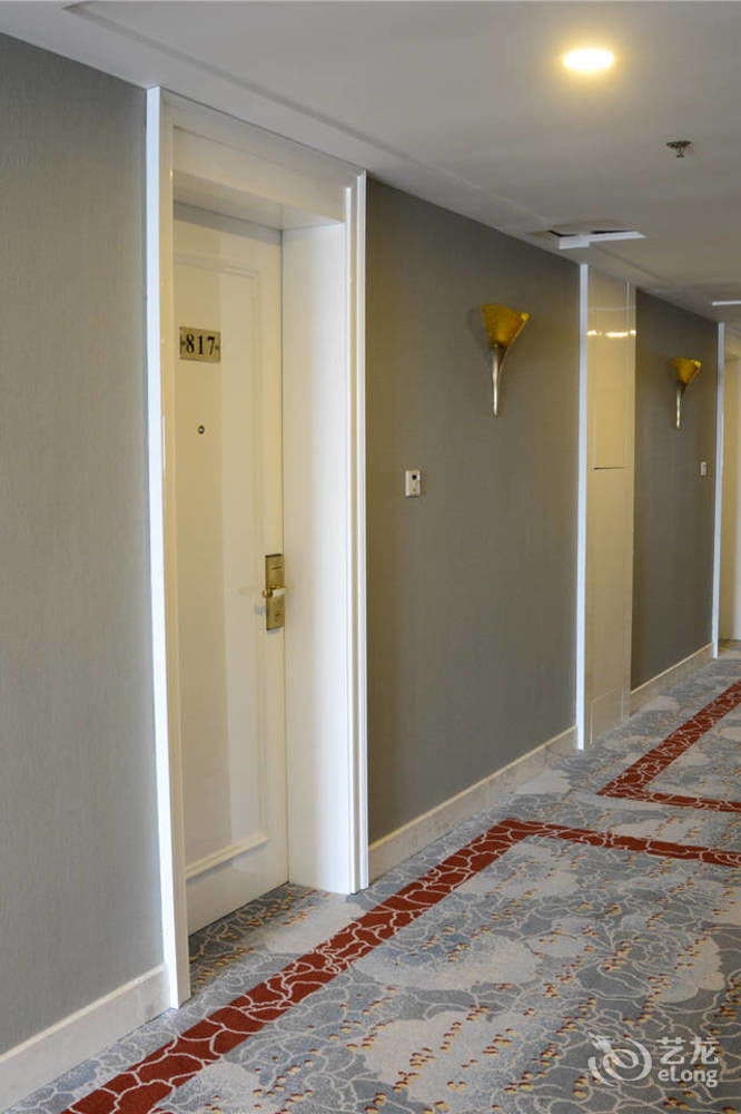 Yijing Holiday Hotel Yimeng Road Linyi  Zewnętrze zdjęcie