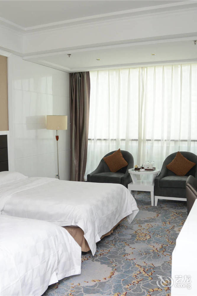 Yijing Holiday Hotel Yimeng Road Linyi  Zewnętrze zdjęcie