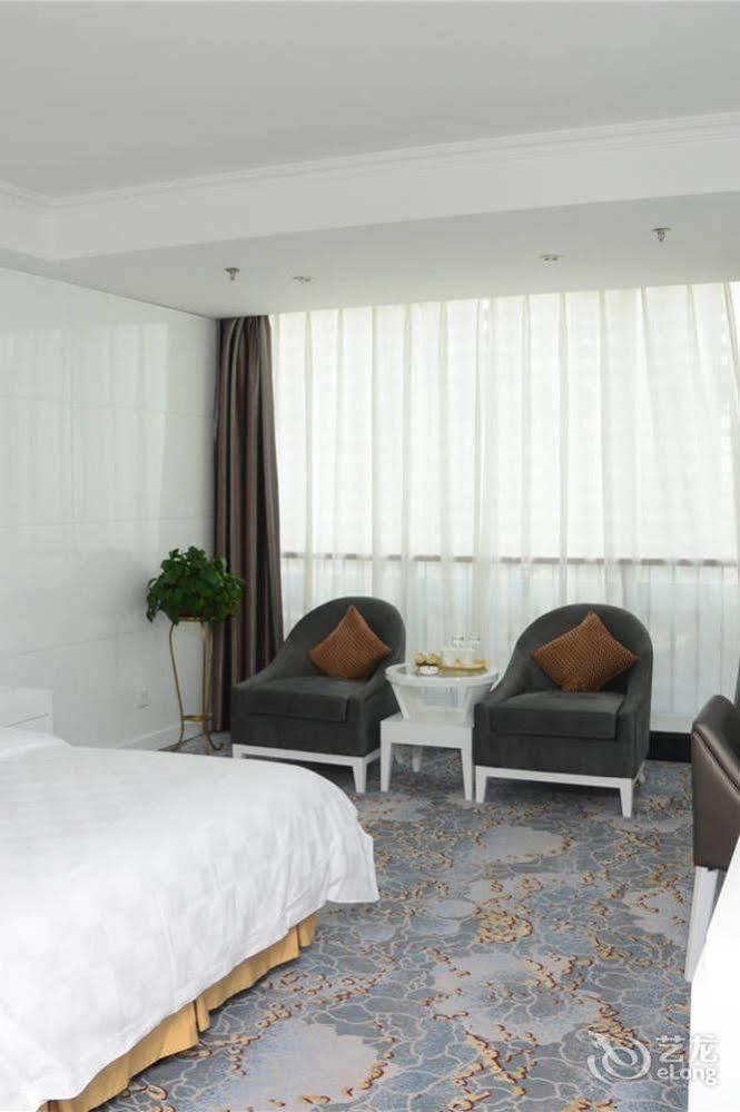 Yijing Holiday Hotel Yimeng Road Linyi  Zewnętrze zdjęcie